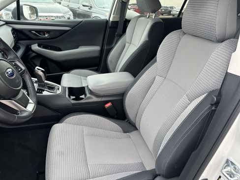 Used 2024 Subaru Outback Premium image 16