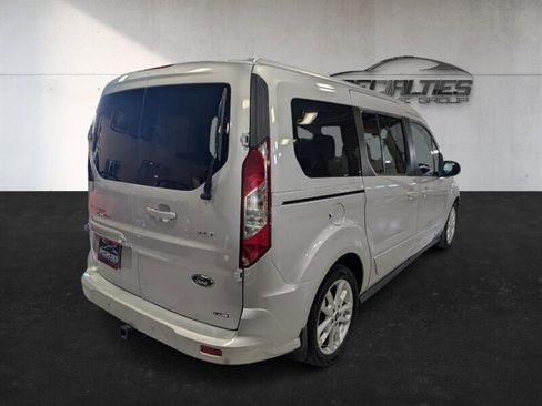 Used 2018 Ford Transit Connect XLT image 10
