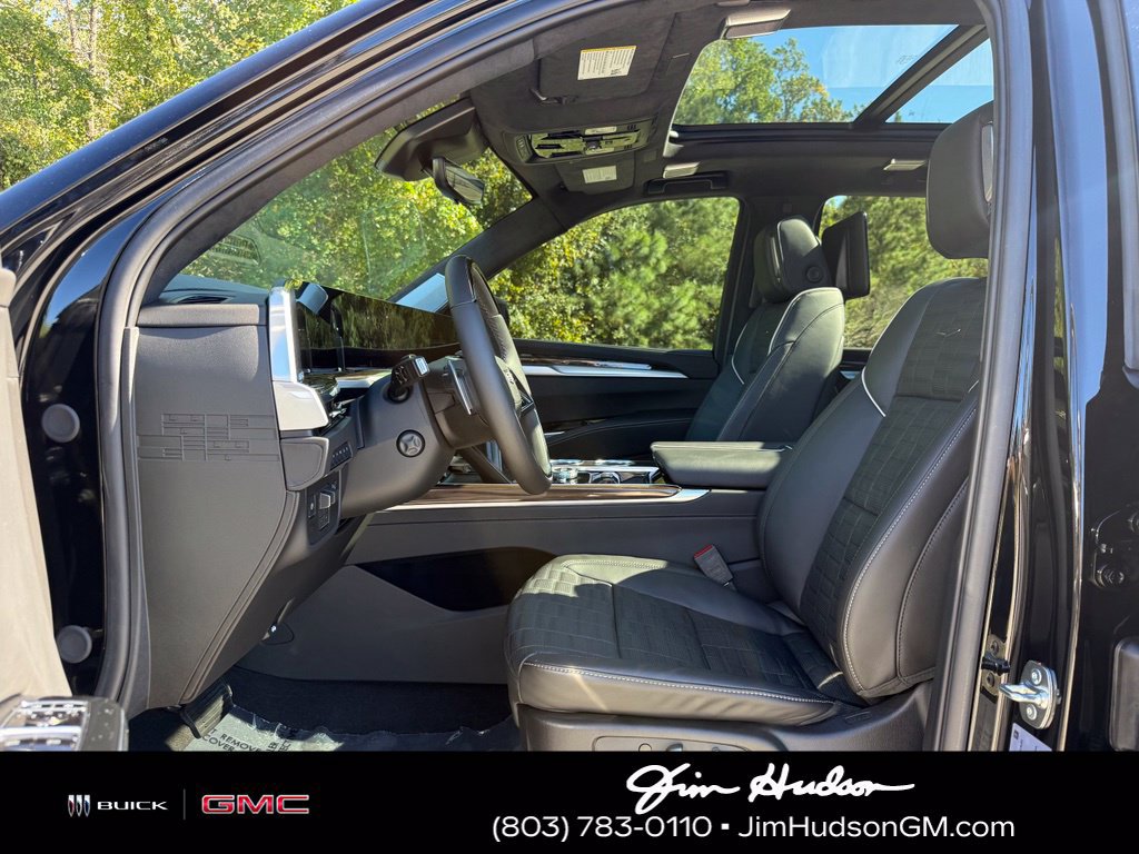 Certified 2026 Cadillac Escalade Platinum Luxury AWD/4WD image 23