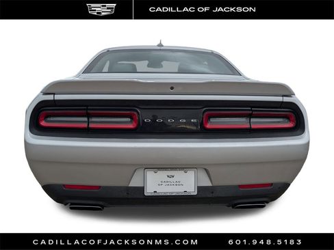 Used 2022 Dodge Challenger R/T w/ Plus Package image 6