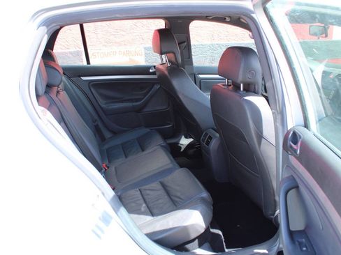 Used 2007 Volkswagen GTI 4-Door FWD image 12