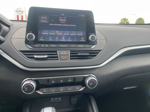 Used 2025 Nissan Altima 2.5 S image 31