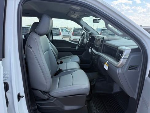 New 2026 Ford F250 XL w/ XL Chrome Package image 11
