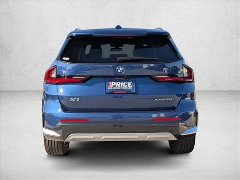 Used 2023 BMW X1 xDrive28i w/ Premium Package image 7