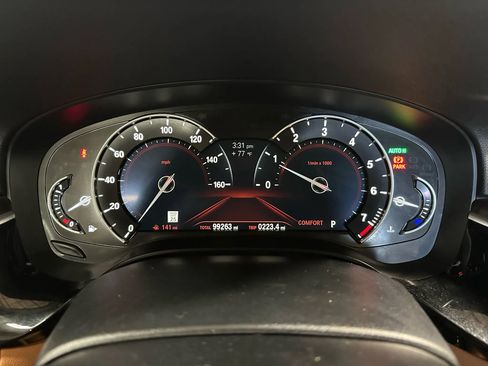 Used 2019 BMW 530i image 11