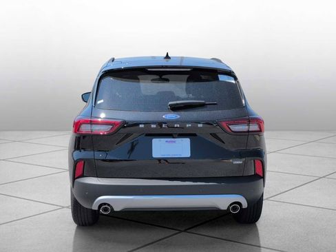New 2025 Ford Escape SE image 14