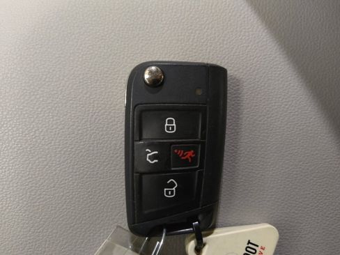 Used 2024 Volkswagen Jetta S FWD image 32