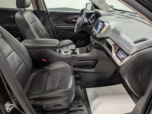 Used 2018 GMC Terrain Denali w/ Advanced Safety Package AWD/4WD image 17