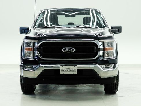 Used 2022 Ford F150 XLT w/ Trailer Tow Package image 2