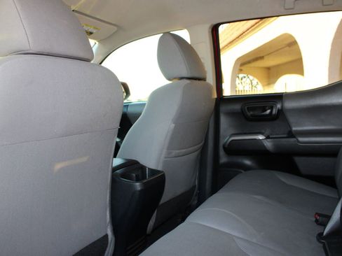 Used 2019 Toyota Tacoma SR5 image 21