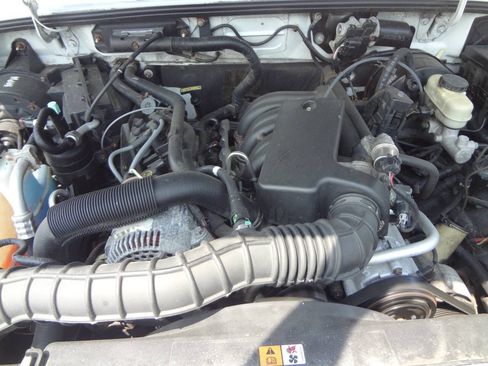 Used 2006 Ford Ranger XLT RWD image 12