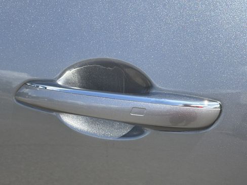 Used 2023 Genesis GV80 3.5T Advanced + AWD/4WD image 9