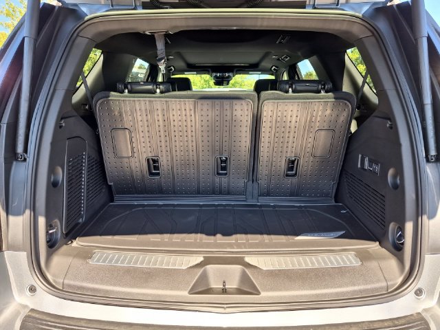 New 2027 Chevrolet Tahoe High Country AWD/4WD image 29