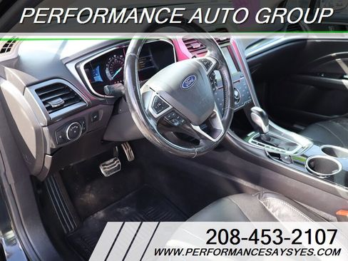 Used 2013 Ford Fusion Titanium image 10