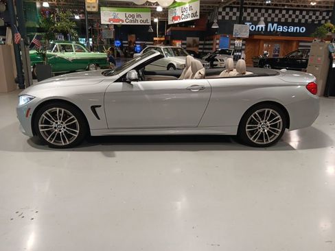 Used 2014 BMW 428i xDrive Convertible AWD/4WD image 9