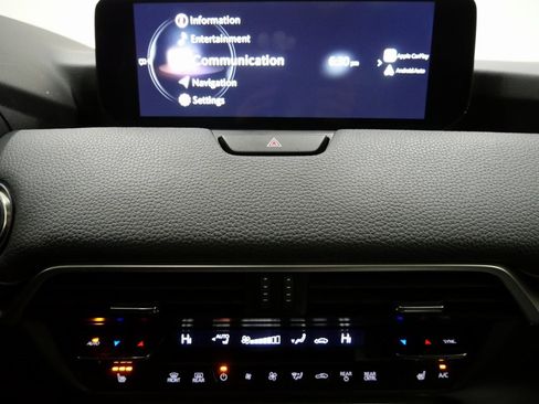 Used 2024 MAZDA CX-90 3.3 Turbo w/ Preferred Plus image 20