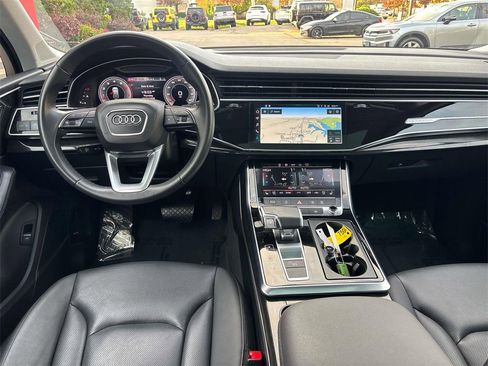 Used 2022 Audi Q7 3.0T Premium Plus image 14