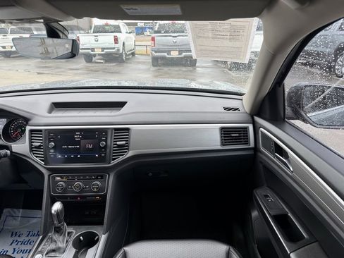 Used 2019 Volkswagen Atlas SE image 16