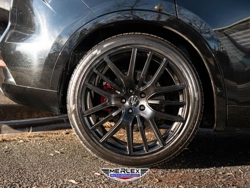 Used 2019 Maserati Levante S GranLusso image 11