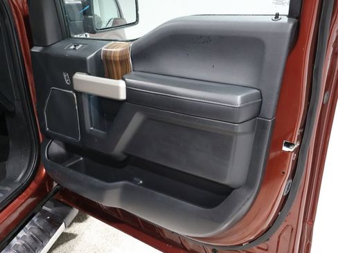 Used 2016 Ford F150 Lariat image 27