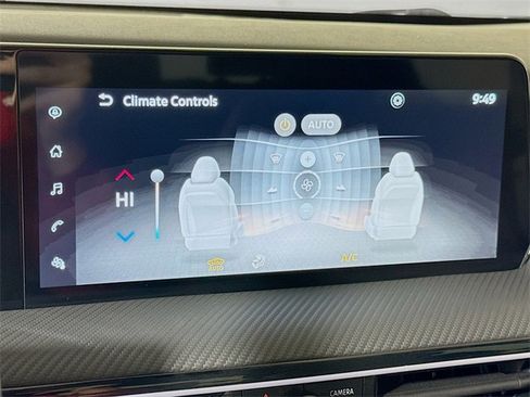 Used 2025 Nissan Kicks SR image 13