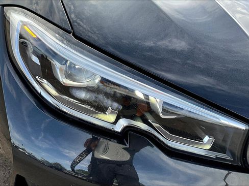 Used 2019 BMW 330i Sedan w/ Premium Package image 30