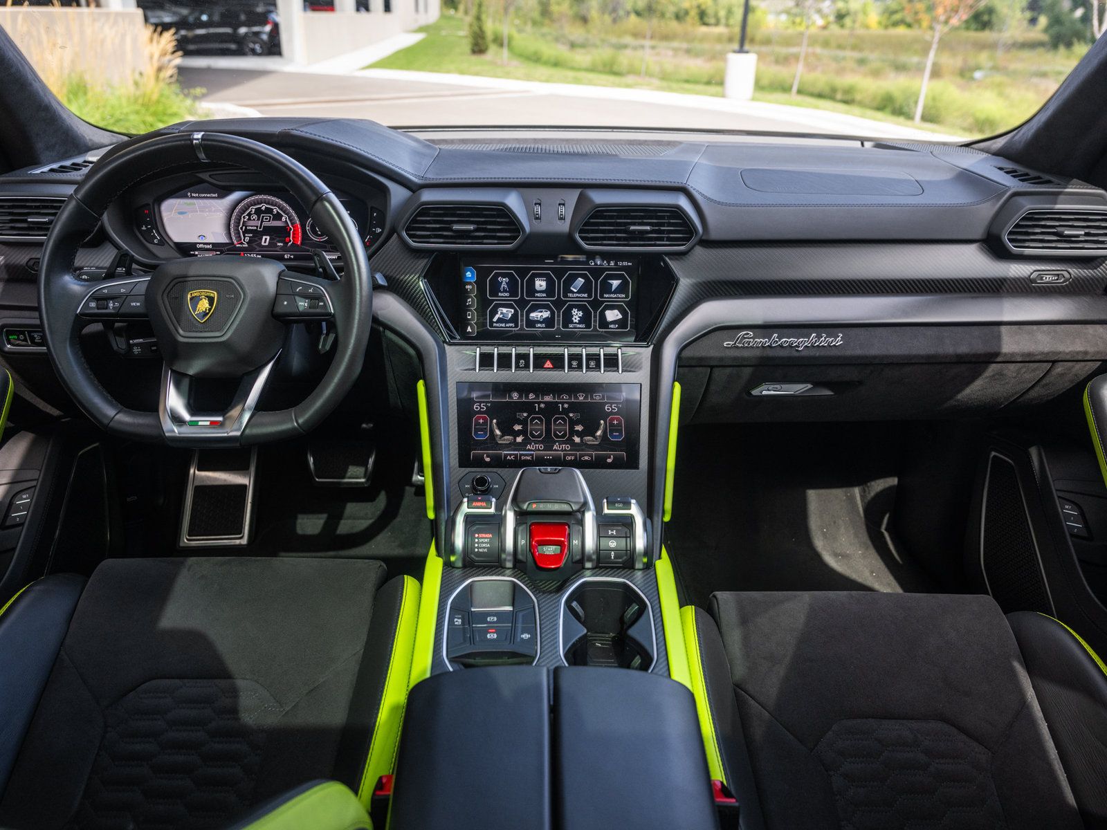 Used 2021 Lamborghini Urus AWD/4WD image 21
