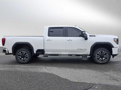 Used 2020 GMC Sierra 2500 AT4 w/ AT4 Premium Package AWD/4WD image 2