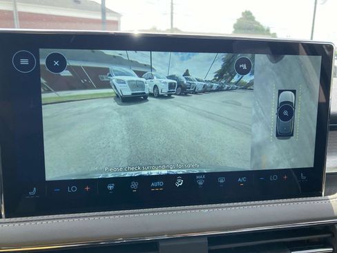 New 2025 Lincoln Corsair FWD w/ Equipment Group 101A image 23