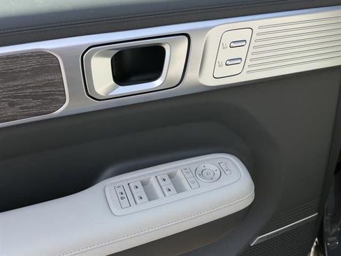 New 2025 Hyundai Santa Fe Calligraphy image 12