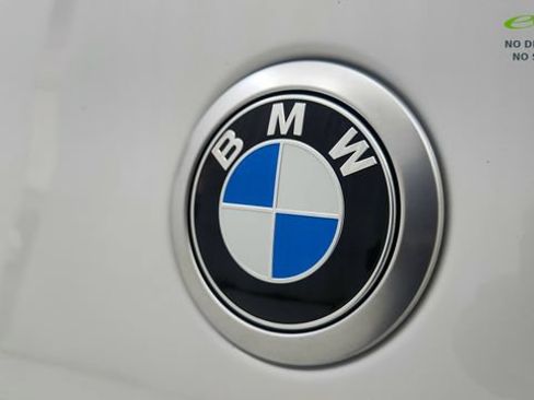 Used 2026 BMW X2 xDrive28i AWD/4WD image 17