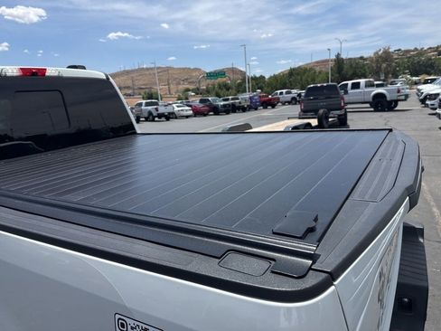 Used 2021 Ford F350 Lariat w/ Lariat Ultimate Package AWD/4WD image 3