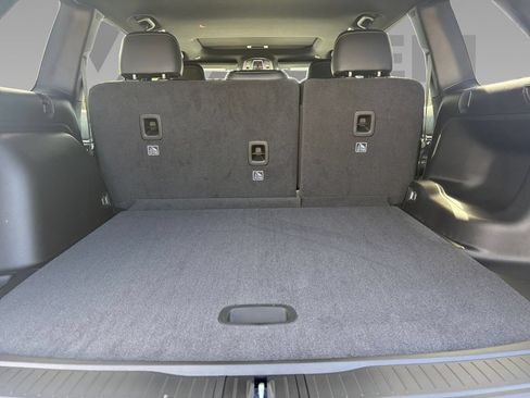 New 2026 Jeep Grand Cherokee Altitude RWD image 22