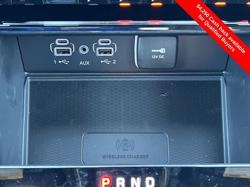 New 2025 Jeep Grand Cherokee Limited w/ Luxury Tech Group II image 8