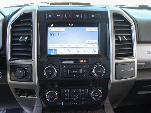 Used 2019 Ford F250 Lariat w/ Lariat Ultimate Package AWD/4WD image 29