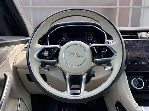 Used 2021 Jaguar F-PACE S AWD/4WD image 19