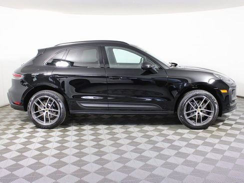 Certified 2026 Porsche Macan image 8