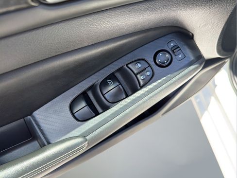 Certified 2024 Nissan Altima 2.5 SV FWD image 24