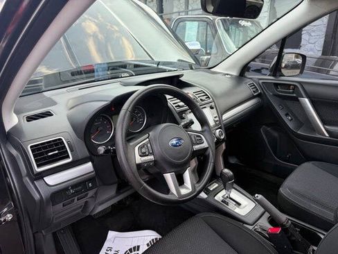Used 2017 Subaru Forester 2.5i Premium w/ All-Weather Package AWD/4WD image 18