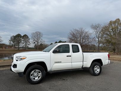 Used 2017 Toyota Tacoma SR
