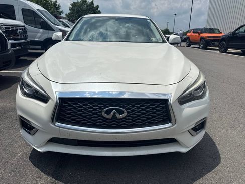 Used 2019 INFINITI Q50 Luxe w/ Essential Package (3.0T Luxe) AWD/4WD image 2