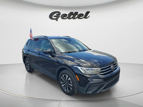 Used 2024 Volkswagen Tiguan S FWD image 2