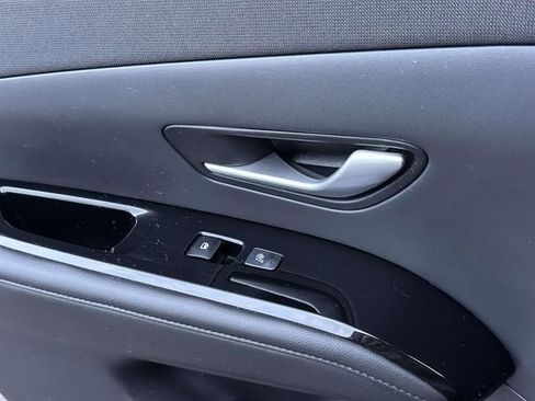 Used 2022 Hyundai Tucson Limited image 24