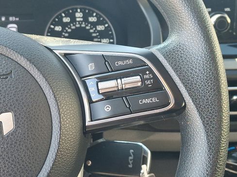 Used 2023 Kia Seltos LX image 21