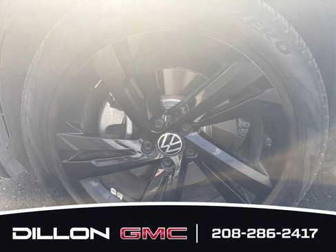 Used 2023 Volkswagen Tiguan SE R-Line AWD/4WD image 25