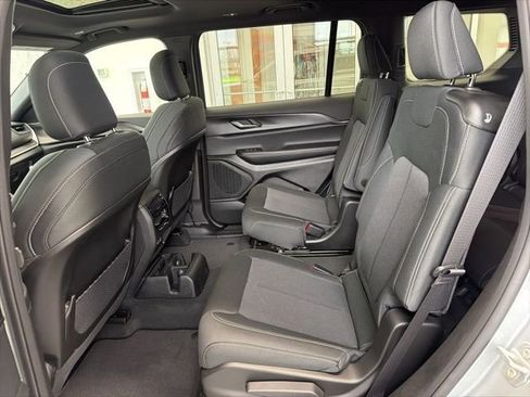 New 2026 Jeep Grand Cherokee L 4WD image 16