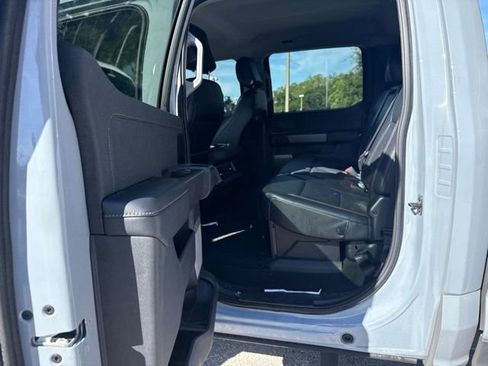 Used 2024 Ford F350 Lariat w/ Lariat Ultimate Package AWD/4WD image 14