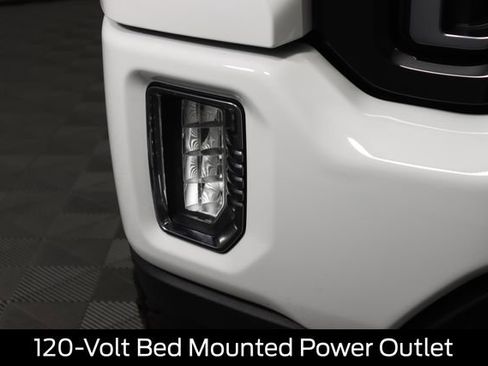 Used 2022 GMC Sierra 2500 AT4 AWD/4WD image 15