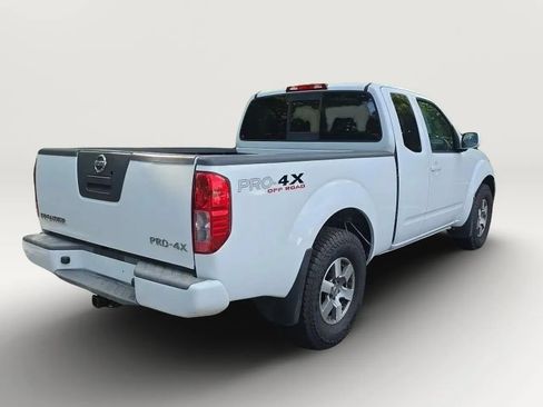 Used 2012 Nissan Frontier PRO-4X AWD/4WD image 7