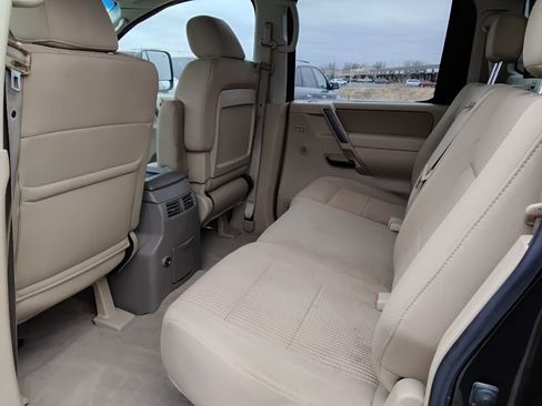 Used 2008 Nissan Titan SE image 19